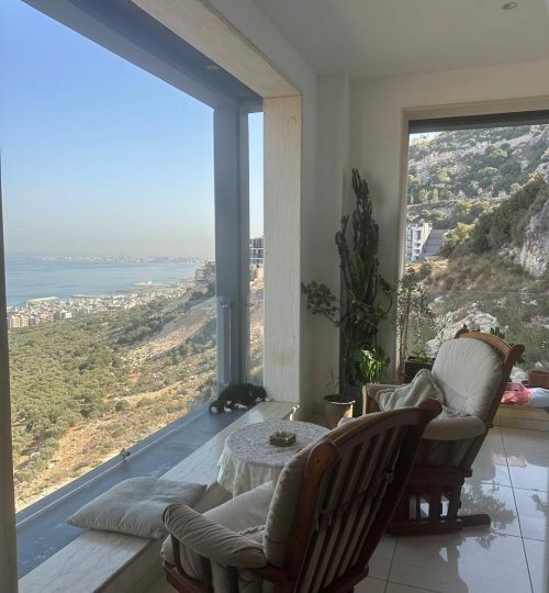 Luxury Apartment in Balamand with Scenic Views