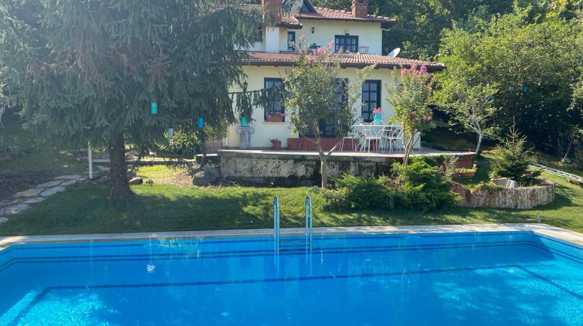 Modern Independent Villa in Sapanca-Turkey- Suitable for Turkish Citizenship